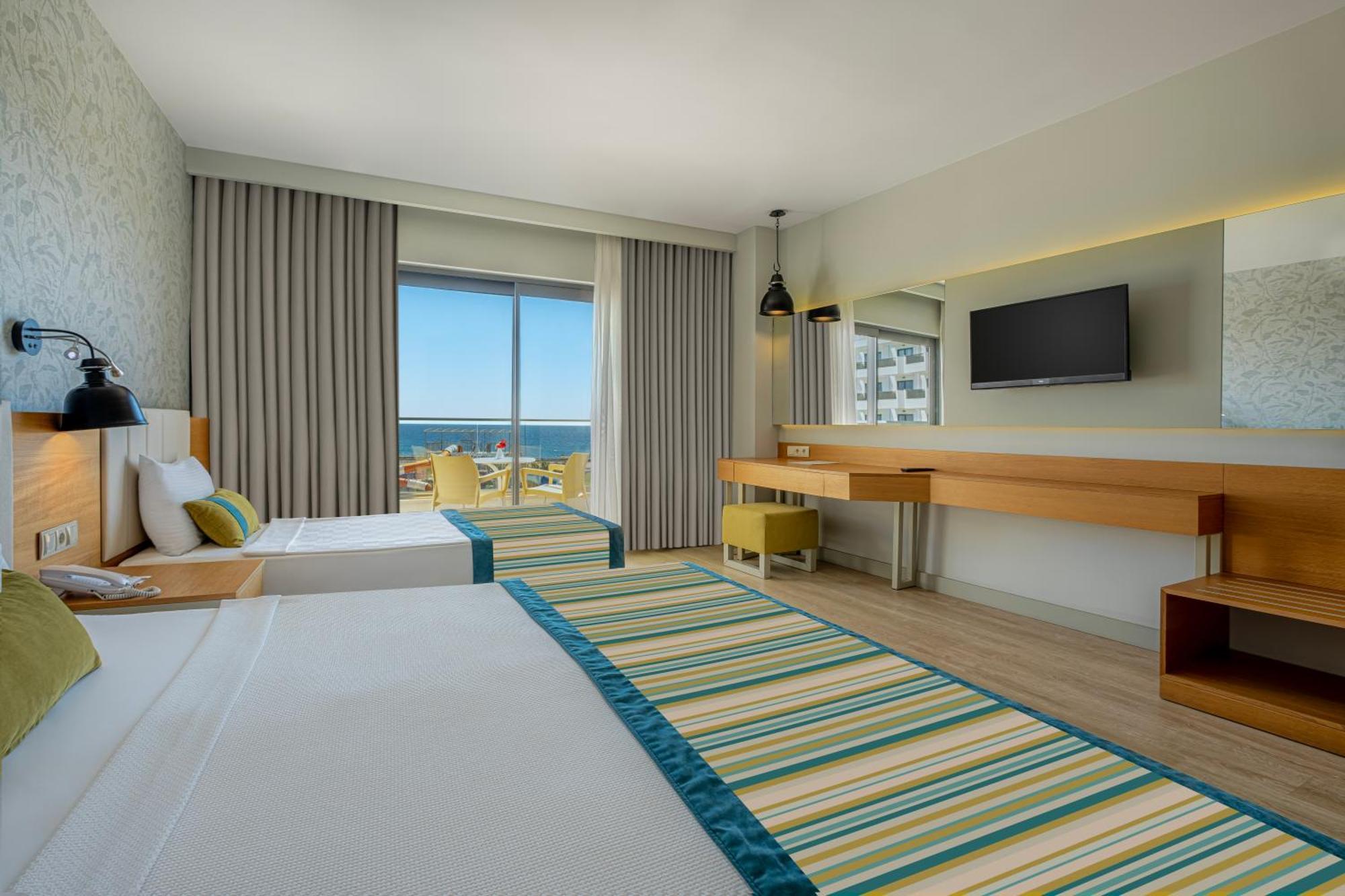 Calido Maris Hotel Ultra All Inclusive Kızılot Extérieur photo