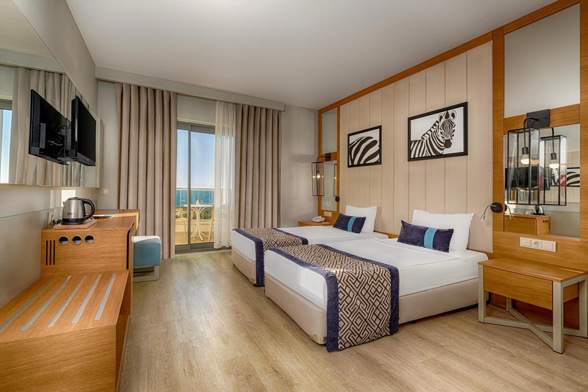 Calido Maris Hotel Ultra All Inclusive Kızılot Extérieur photo